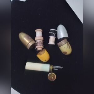 Vintage Sewing Etui Lot 2 Thread Holders 1 Needle Holder No Thimbles Well‎ Loved
